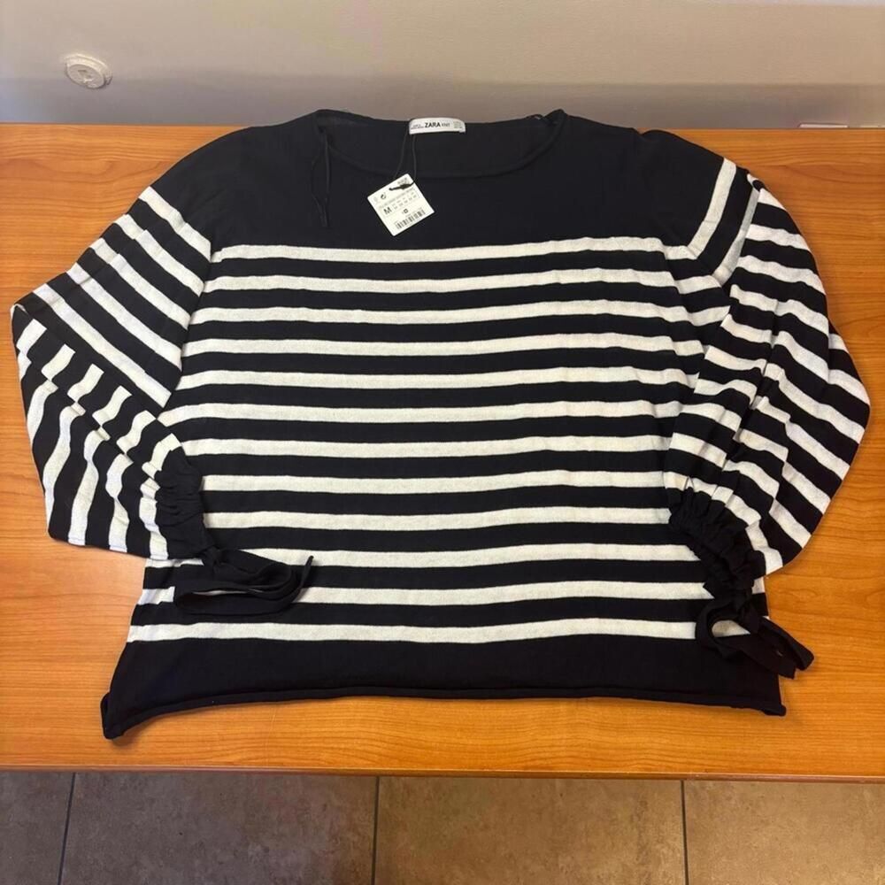 Zara Knit Navy and White Knit Top Bow Tie Sleeves